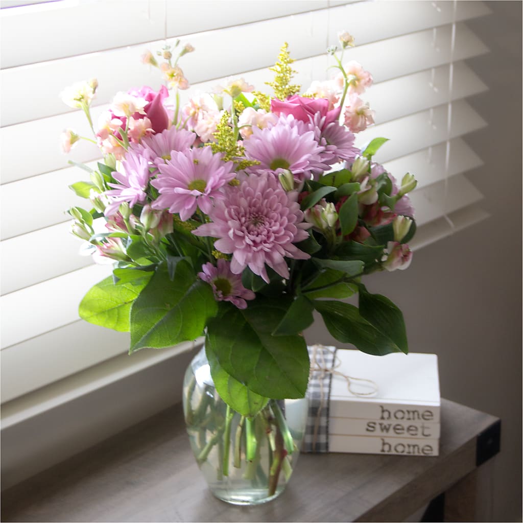 Pastel Tradition - A Florist Original – Cypress Gardens Flower Shop, Miami FL
