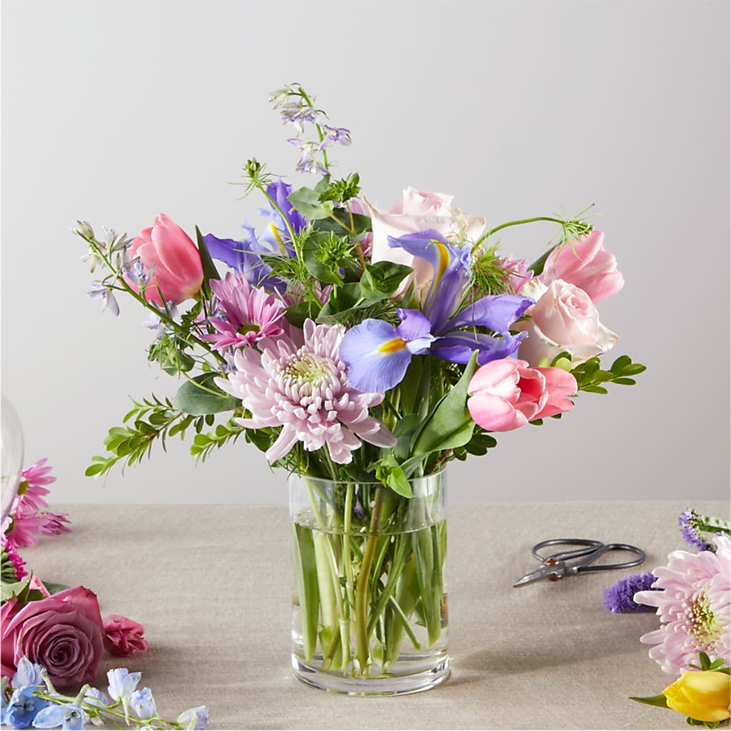 Pastel Tradition - A Florist Original – Cypress Gardens Flower Shop, Miami FL