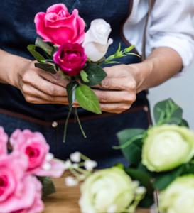 Mother's Day Designer's Choice – Cypress Gardens Flower Shop, Miami FL