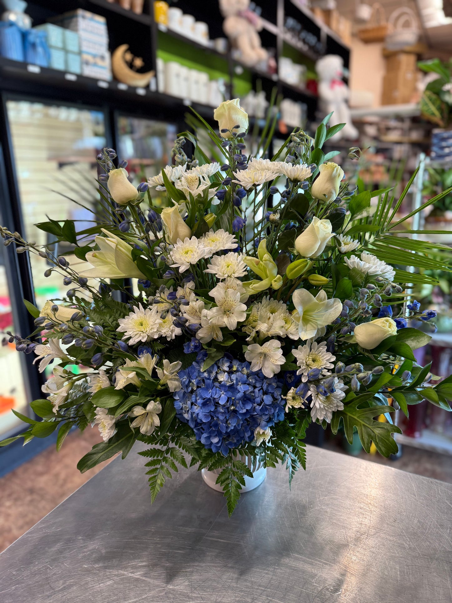 BLUE SKIES AHEAD WC101 – Cypress Gardens Flower Shop, Miami FL